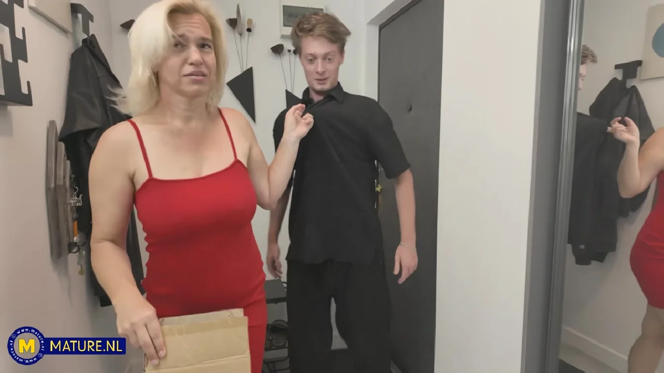 MatureNL Diana E Seduced By A Milf XXX